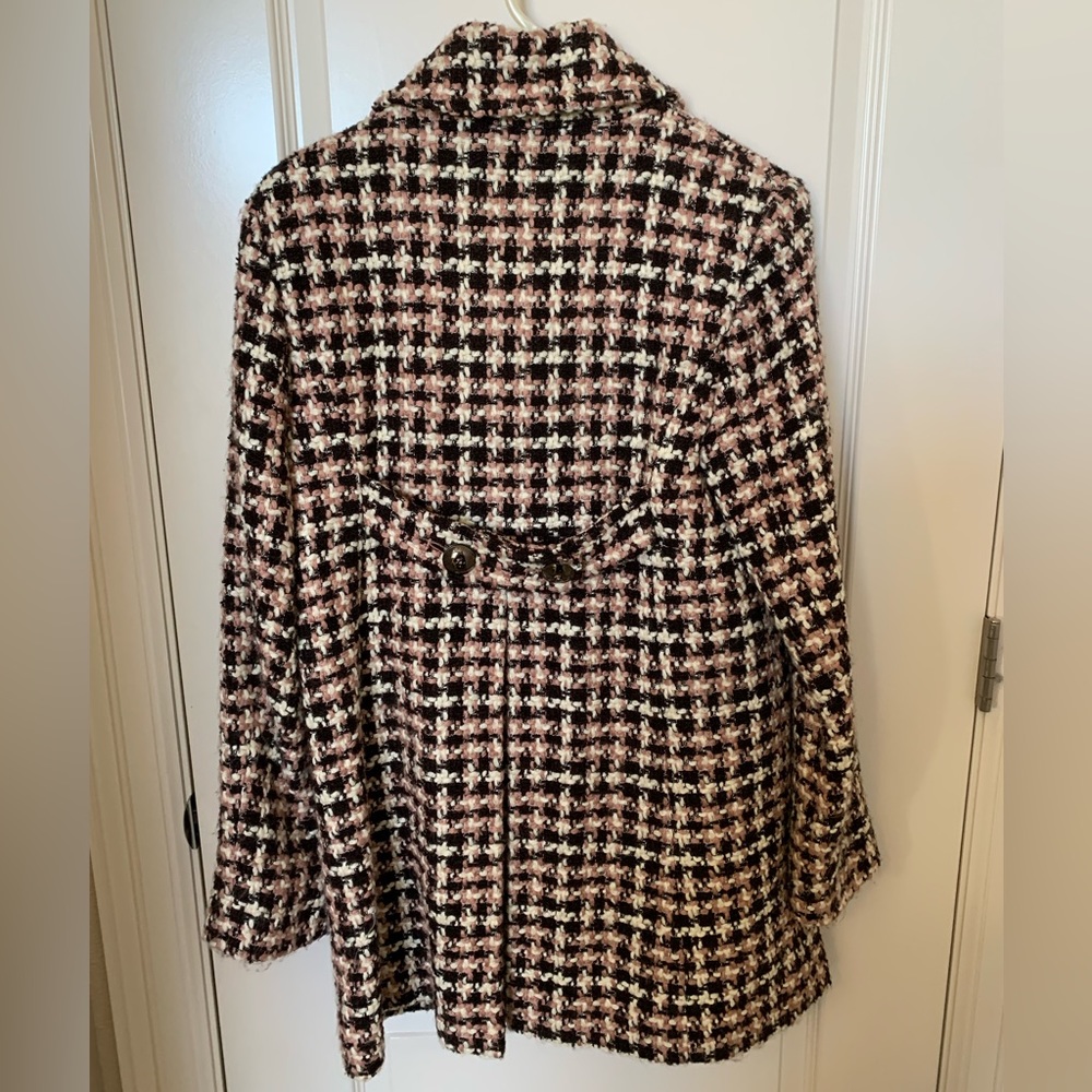 SALE!! Reduced to $25 Nine West Coat Black Pink Plaid. - Picture 2 of 2